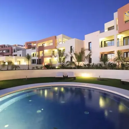 Luxury Samara Luxury * Μαρμπέλλα