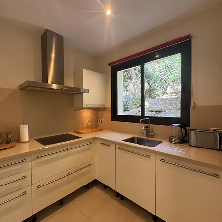 Luxury Samara Luxury * Μαρμπέλλα